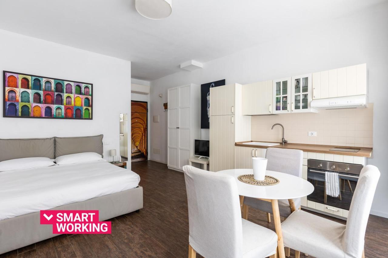 Largo Molina Studio I By Wonderful Italy Болонья Екстер'єр фото